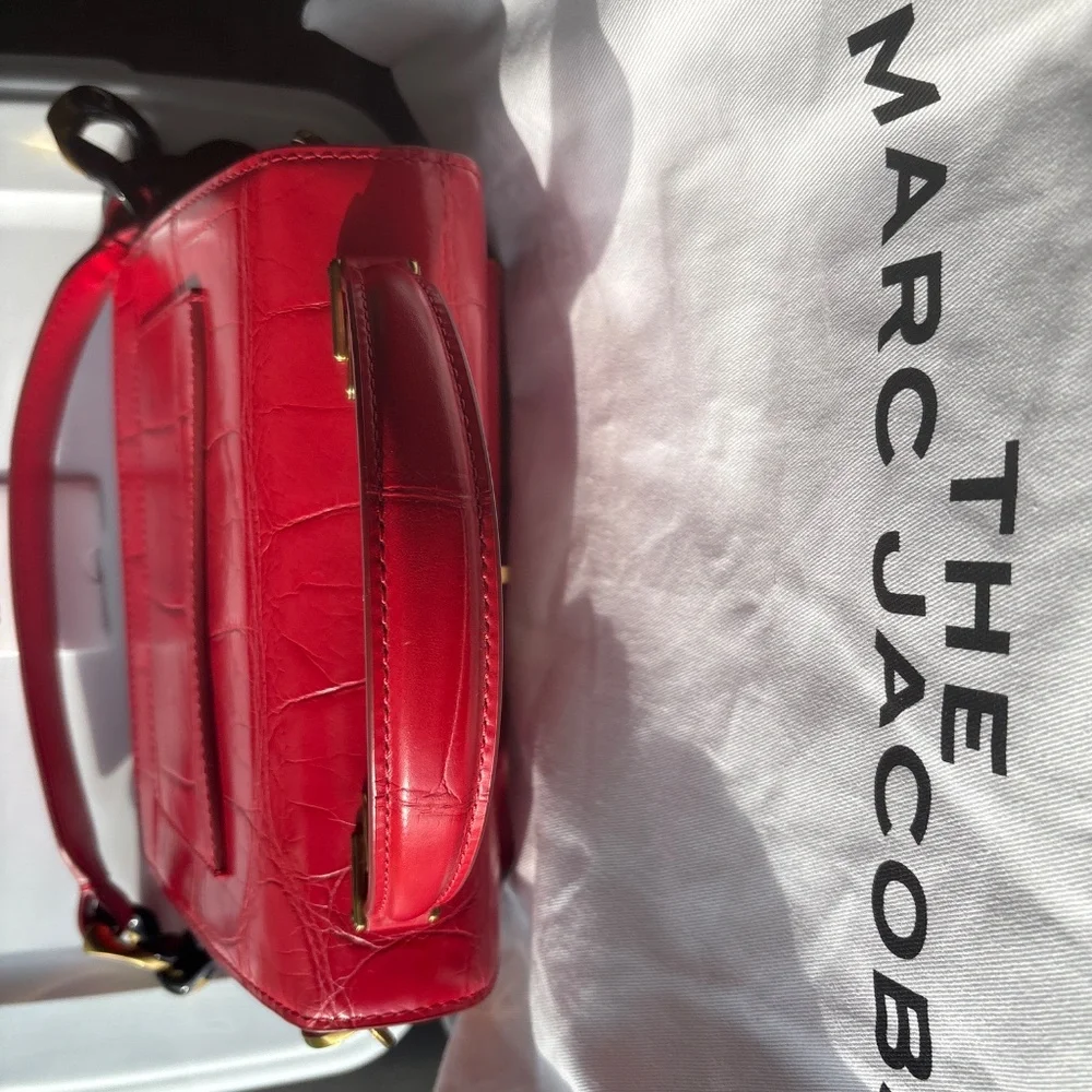 The Marc Jacobs Leather Red Bag With Black Chain strap - Picture 3 of 8